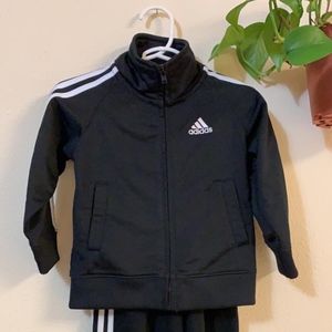 Adidas sweatsuit